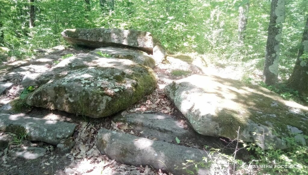 dolmens russii dolmeni v pshade6